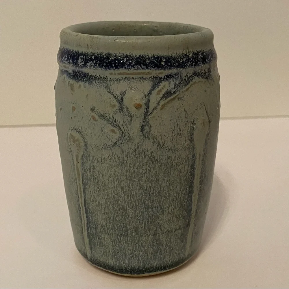 GINNY AUGUST VASE STUDIO WARE ART POTTERY BLUE 4” USA HOME ACCENT HANDMADE